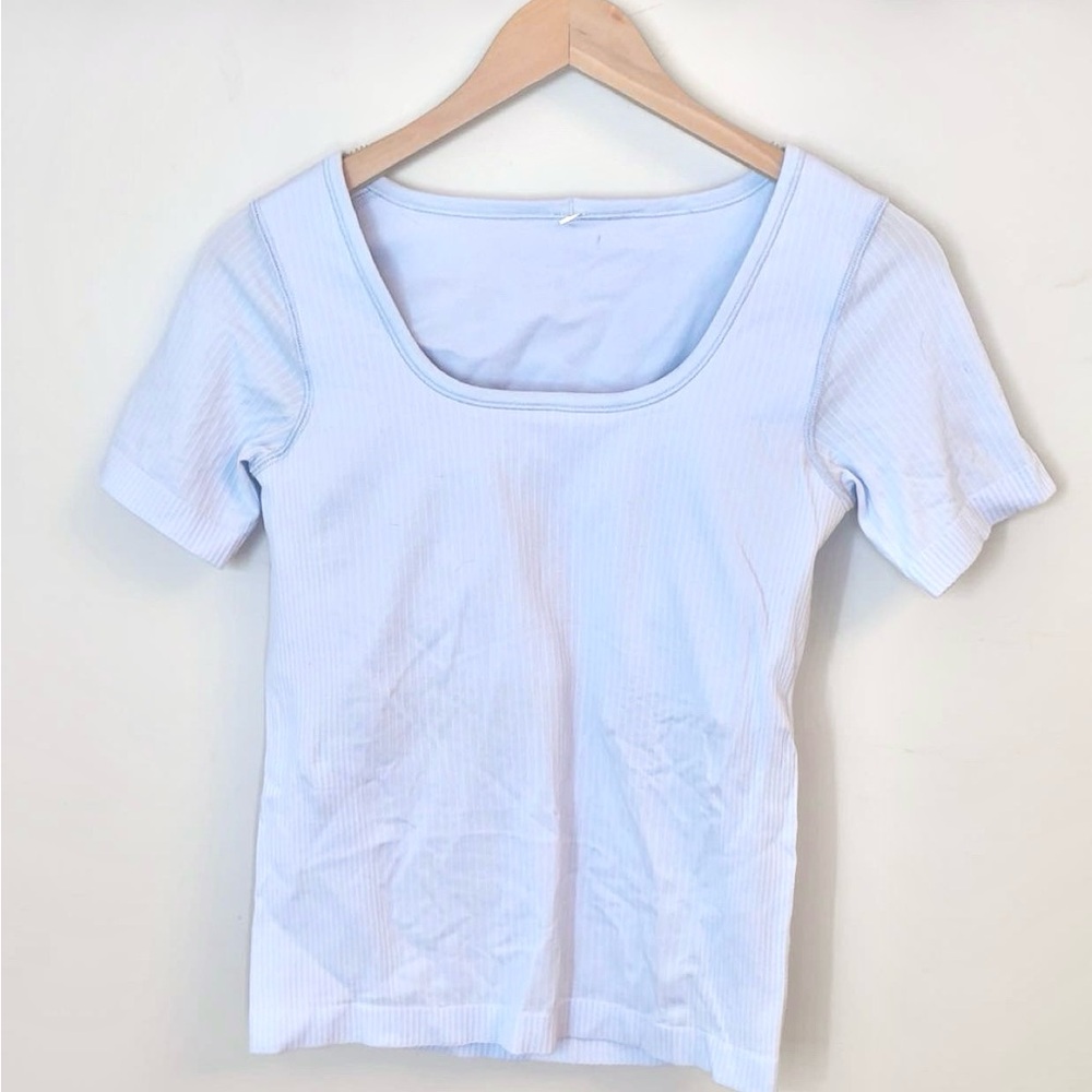 Lululemon Ebb To Street Tee RARE - Picture 2 of 5